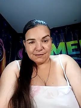 Webcam Model (Zuleyka_69)  is live.Free join now!