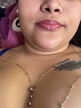 Rosy_BabyDoll live sex cam