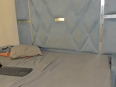 kiaraht - Kiaraht's free webcam - UK Sex Cams