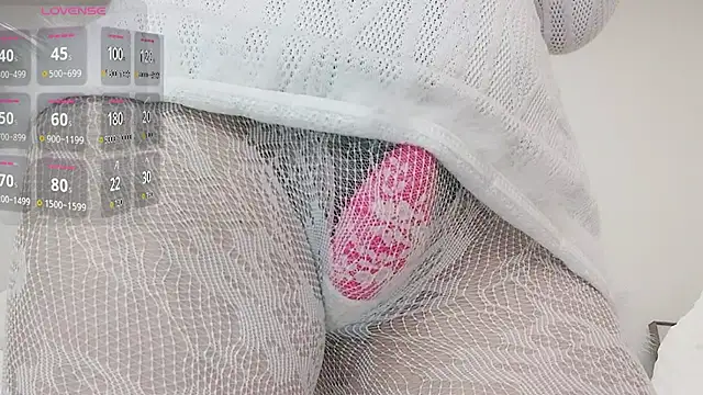 美女Anna-2005在线直播