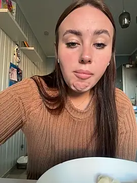 KiraSunshine live sex cam