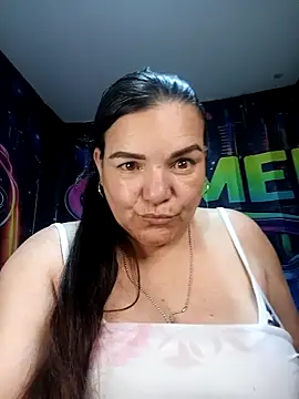 Webcam Model (Zuleyka_69)  is live.Free join now!