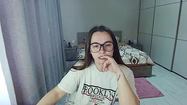 singletrouble live sex cam