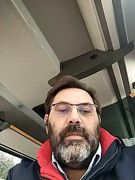 necroforo (M mature) - Senza masturbarmi e venire fino al goal