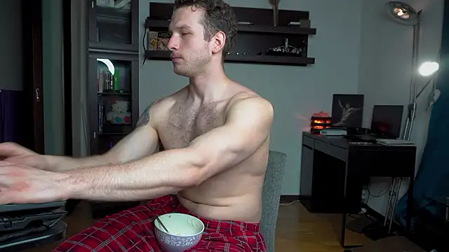 viktorsecret (M young) - naked and flexing