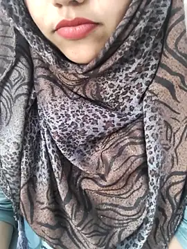 Webcam Model (Miss_Rose__)  is live.Free join now!