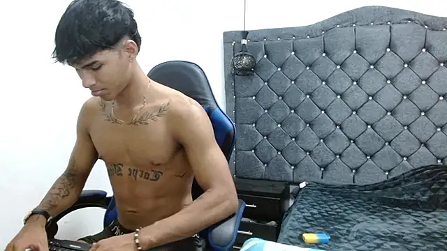 luka_big18 (M twink) - Cum show/ close transmissio😈