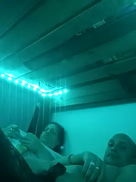 Candy_and_Jh0n live sex cam