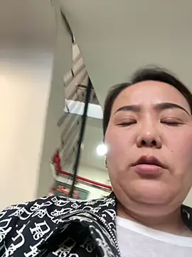 youyou_12 (F milf) - 差1910免费赠送玩一小时