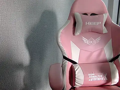 ly-ny (Ask my age) - Please help me get through my period.