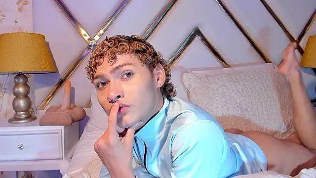 jacobrusso - JacobRusso's free webcam - UK Sex Cams