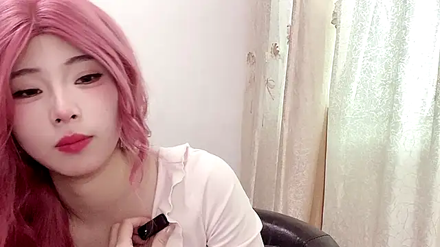 yiyibaby2026 - Yiyibaby2026's free webcam