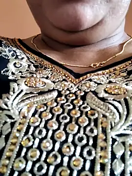 Webcam Model (rani130)  is live.Free join now!