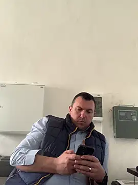 Mike8523 live sex cam