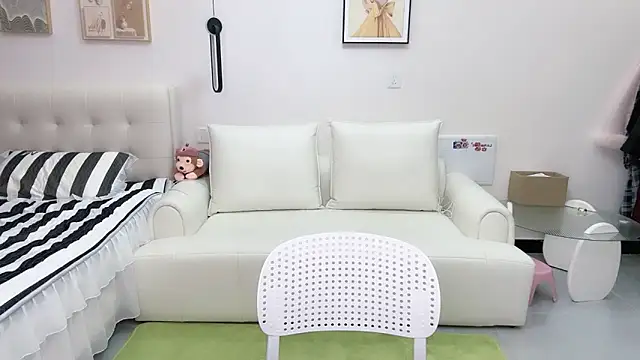 美女shuangshuang3在线直播