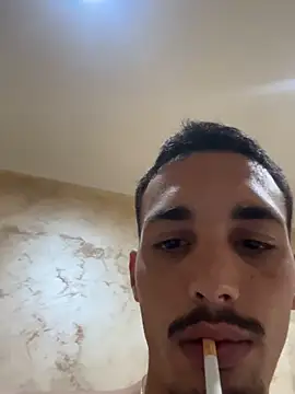 piccolo2002 live sex cam