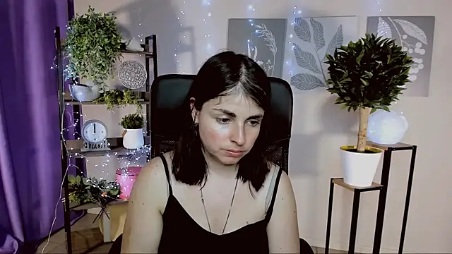 Live webcam of MartaEdams