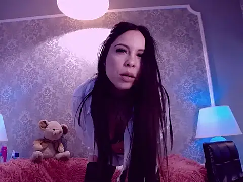 Live webcam of Ella_Raven