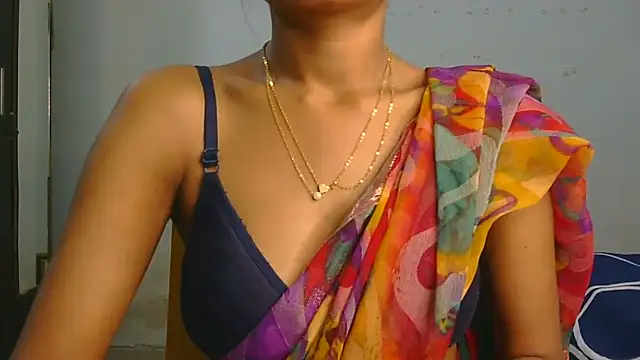 Aarti_misty71 webcam