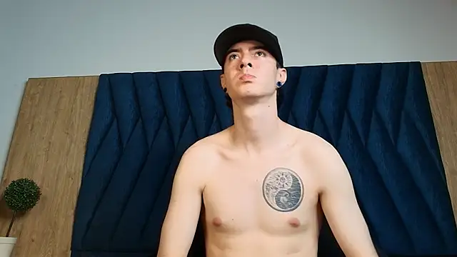 lio____ (M young) - Super cum