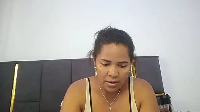 aleixane - Aleixane's free webcam - UK Sex Cams