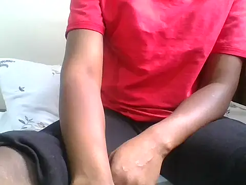 Live webcam of Thandie40