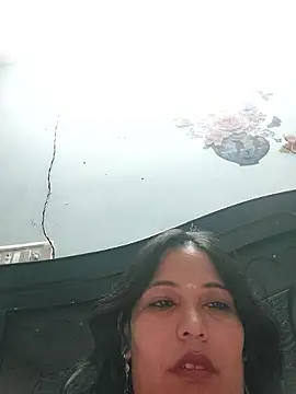 Poojabhabi101 webcam