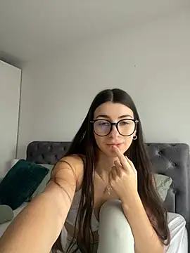 Wildberry_ Live Webcam on Stripchat