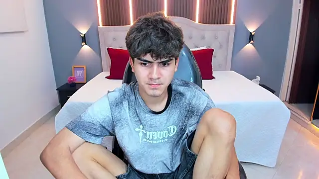 Tommy18__ live sex cam