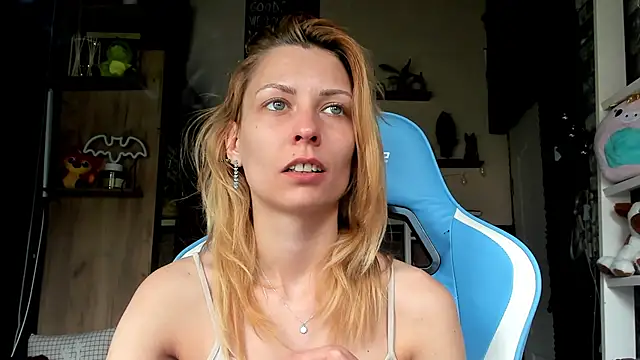 karo123421 (F young) - garage workshop furniture