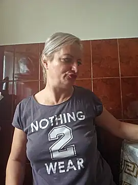 ladytouch - LadyTouch's free webcam - UK Sex Cams