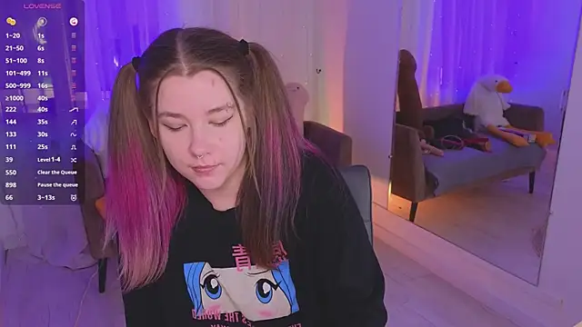 mira_falls - Mira_Falls's free webcam - UK Sex Cams