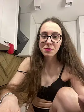 martiniiselenna - MartiniiSelenna's free webcam - UK Sex Cams