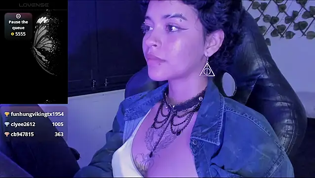 anny_kiitty - Anny_Kiitty's free webcam - UK Sex Cams