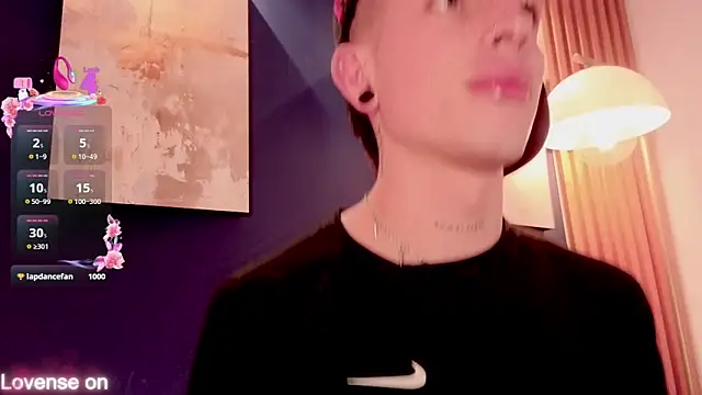 Luca_Prince_ live sex cam