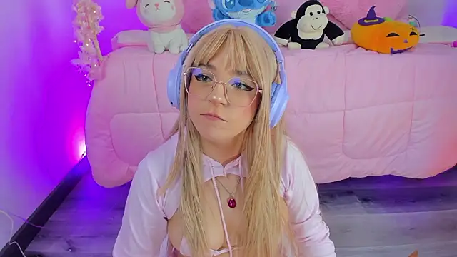 hannacutegod - Hannacutegod's free webcam - UK Sex Cams