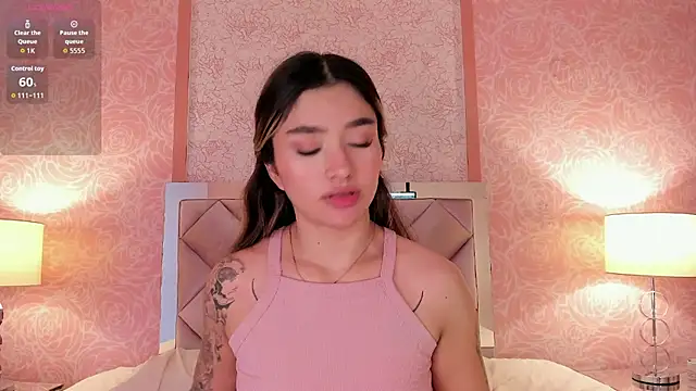 arianavillada (F young) - Rub and play with ur clit 💦