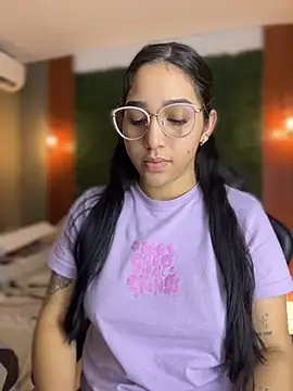 amandanauty (F young) - ❤️‍🔥Get me naked and rub my pussy❤️‍🔥