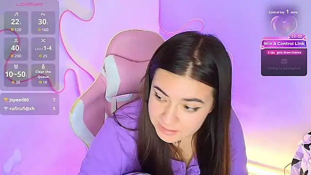 stepha_babe (F young) - show ass + spanks