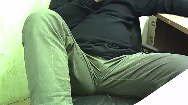 nikdov3 live sex cam