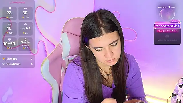 stepha_babe (F young) - show ass + spanks