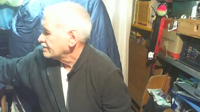 nonnomaturobisex (M grandpa) - MATURO SEGA CAZZO,CULO,PIEDI,BOCCA.