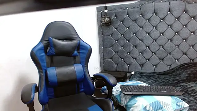 luka_big18 - Luka_big18's free webcam - UK Sex Cams