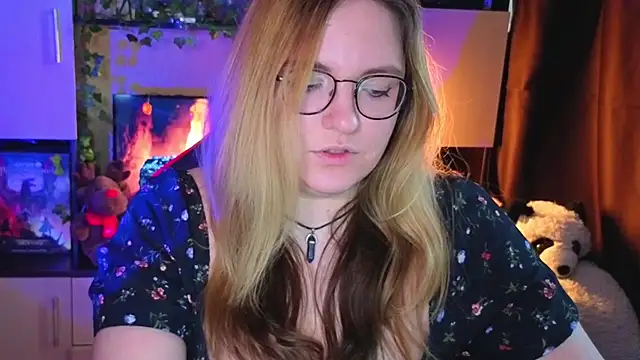 zayarush - ZayaRush's free webcam - UK Sex Cams