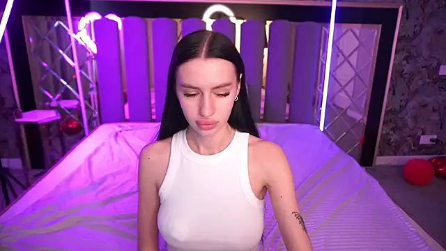 snow_whiteeex - Snow_WhiteeeX's free webcam