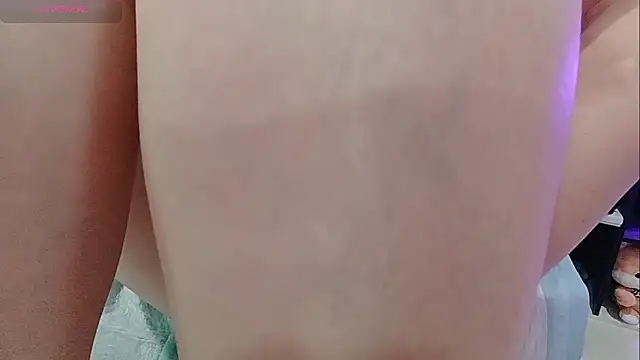 yuki-yio - Yuki-yio's free webcam