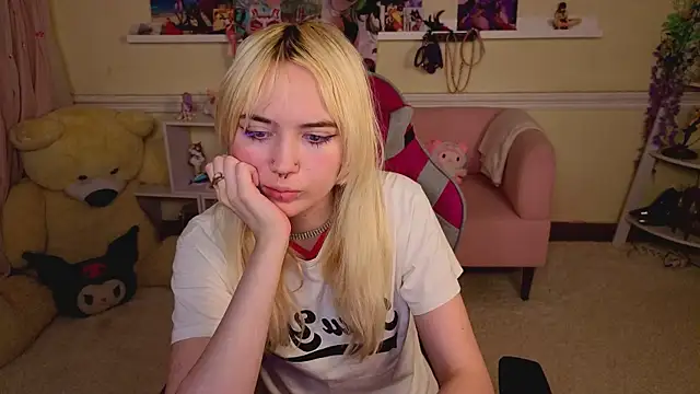 iris_ivory - Iris_Ivory's free webcam