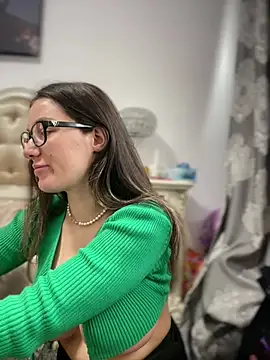 role play chat room HotXMom 