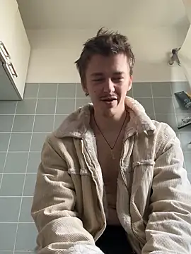 Toyjungee's live cam