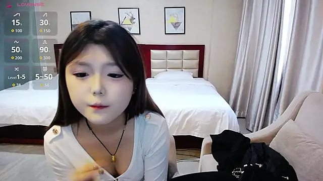 Xiangxiango live sex cam